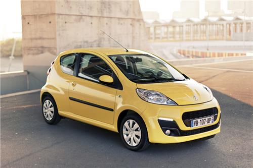 PEUGEOT 107 (red/yellow)
